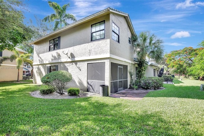 Building Photo - 484 Westree Ln