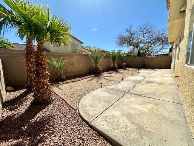 Building Photo - 7607 Pioneer Ranch Ave