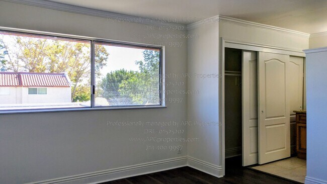 Building Photo - 4800 Daroca Way
