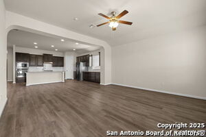 Building Photo - 6595 Mason Vly