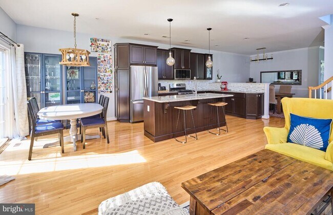 Building Photo - 3238 Waterstone Ct