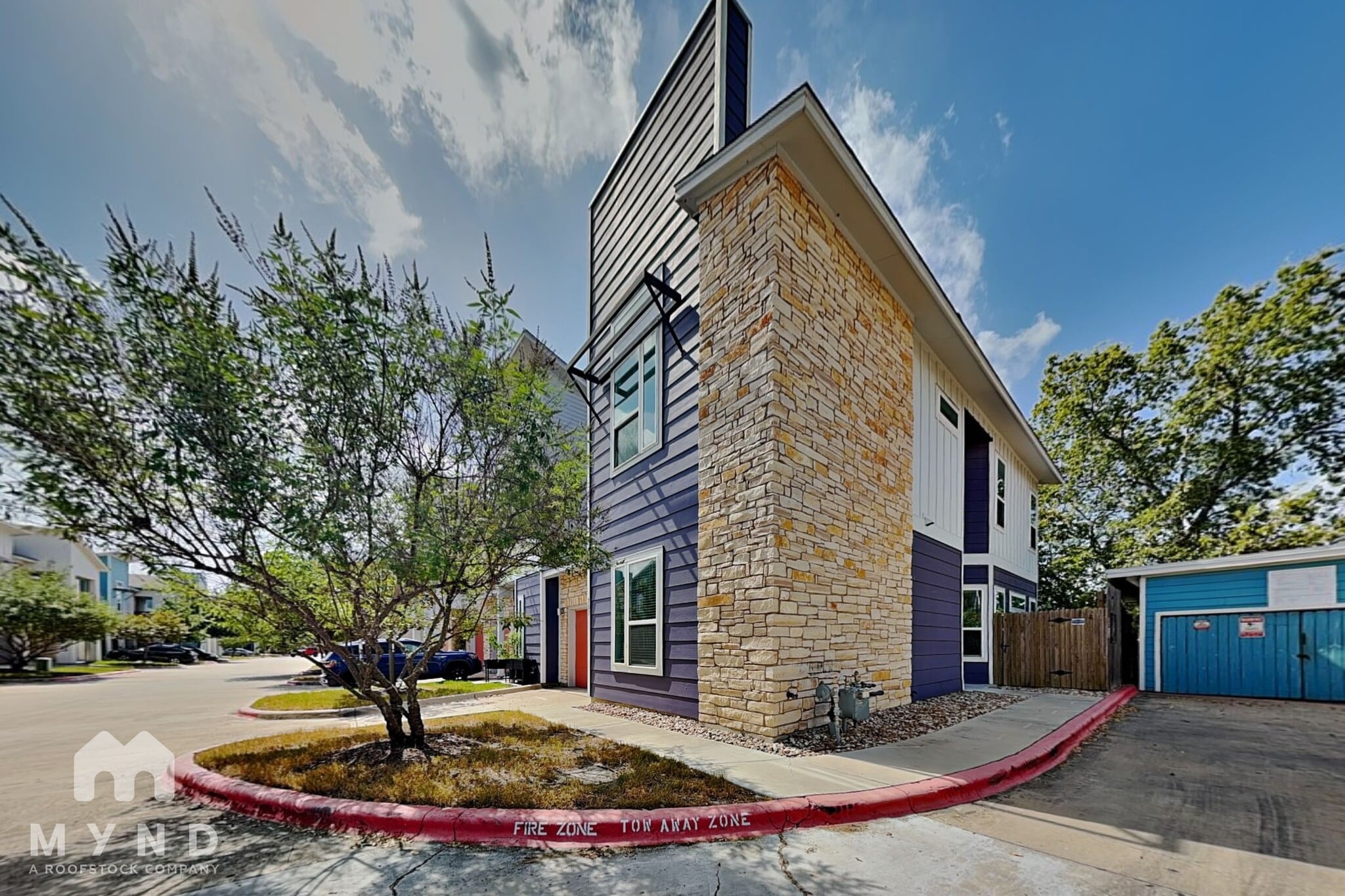 Building Photo - 8922 Menchaca Rd