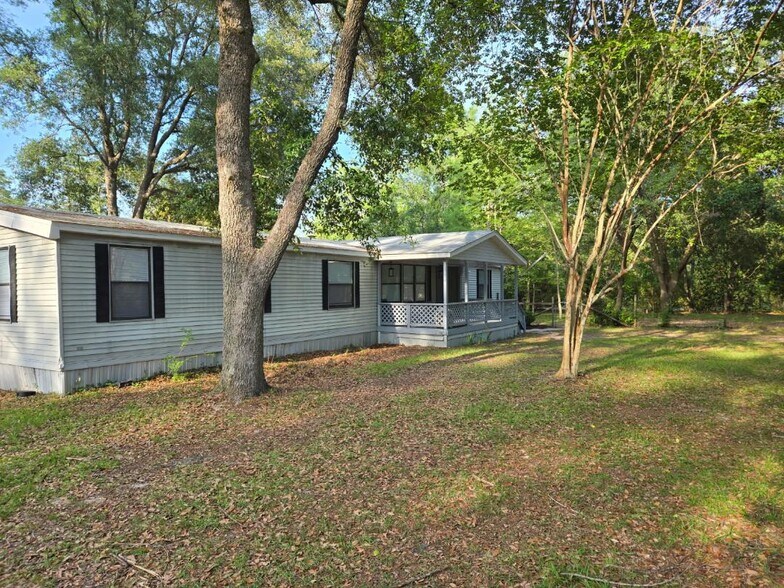 Front of House - 2320 Delmar Rd