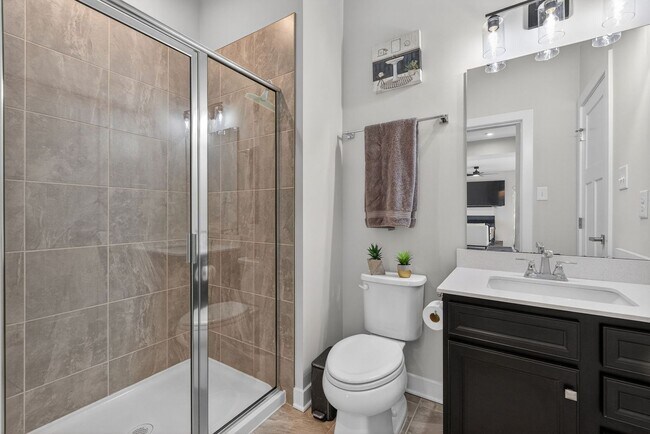 Building Photo - 9733 Goldenrod Ct