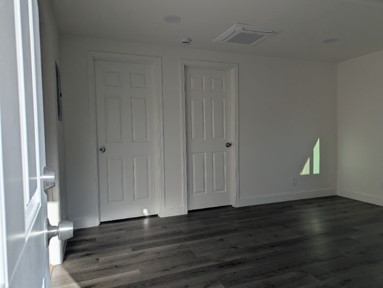 Building Photo - 1068 Billings Blvd