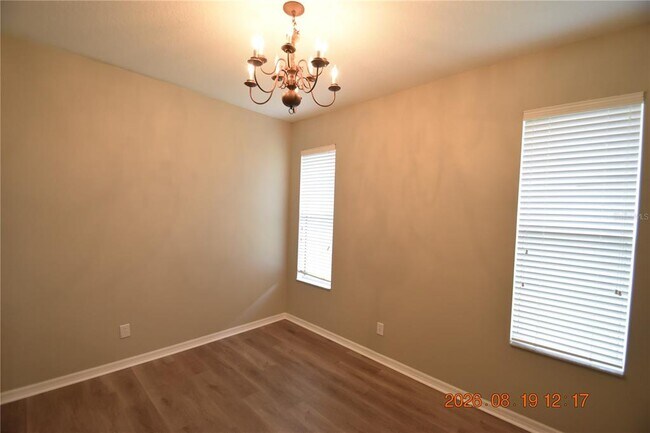 Building Photo - 644 Chesney Dr
