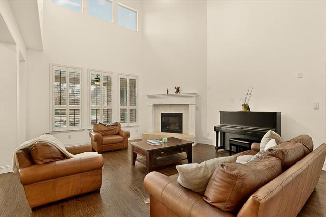 Building Photo - 1107 Devonshire Drive South