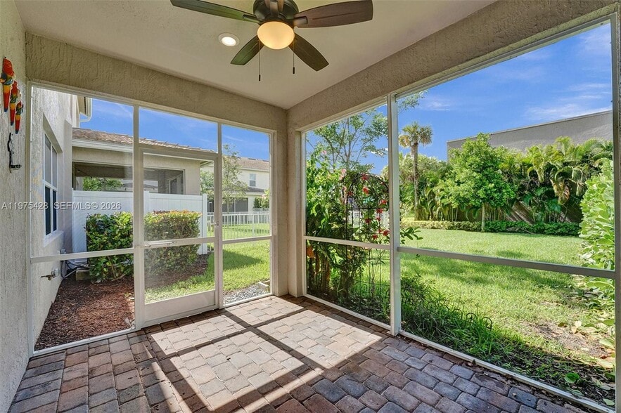 Building Photo - 4764 Eucalyptus Dr