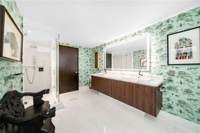 Building Photo - 330 Sunny Isles Blvd