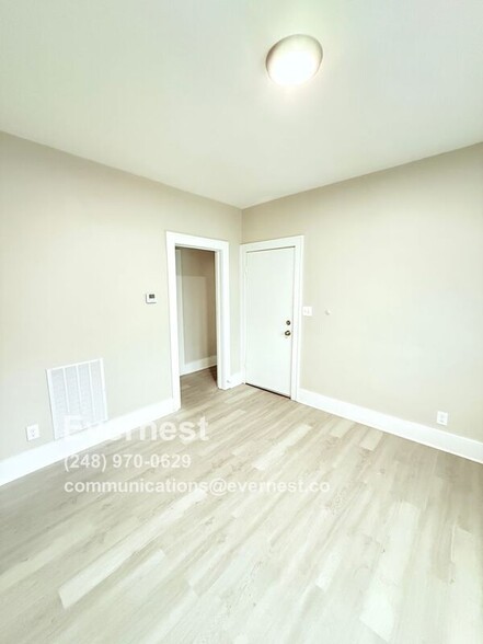Building Photo - 5440 Milford St