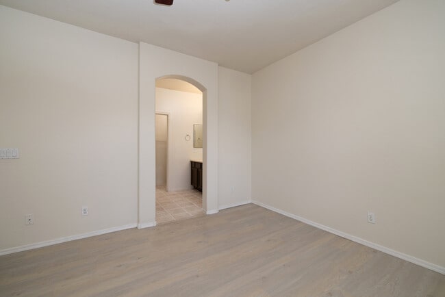 Building Photo - 7398 W Fargo Dr