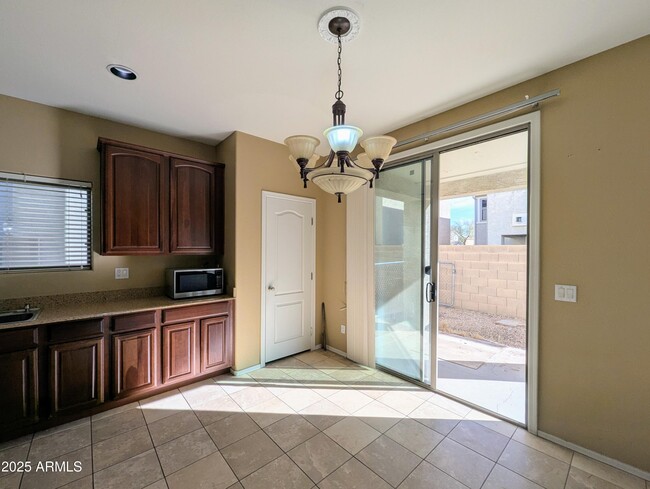 Building Photo - 6455 W Orchid Ln