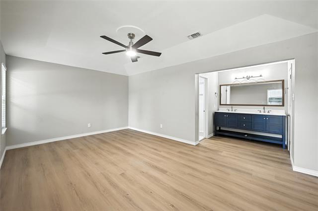 Building Photo - 2720 Trail Oak Ct