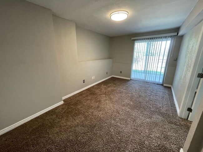 Building Photo - Updated 4 Bedroom Home In Stetson Hills!