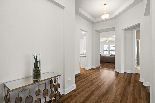 Building Photo - 124 Adina Dr