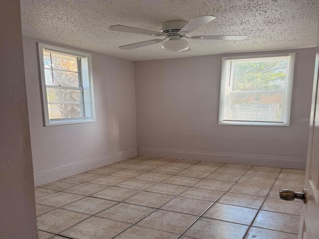 Building Photo - 1327 43rd St S