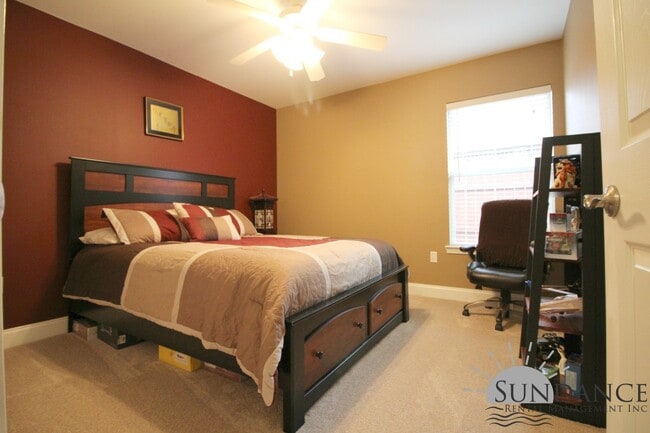 Building Photo - Beautiful 3 Bedroom Home in Niceville!