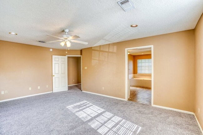 Building Photo - 19311 Cypress Bay Dr