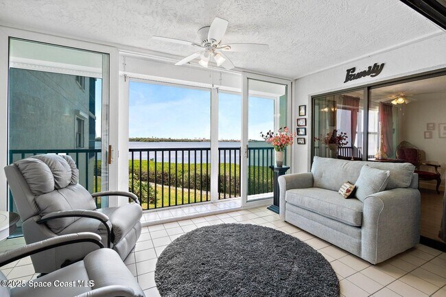 Building Photo - 3609 S Banana River Blvd
