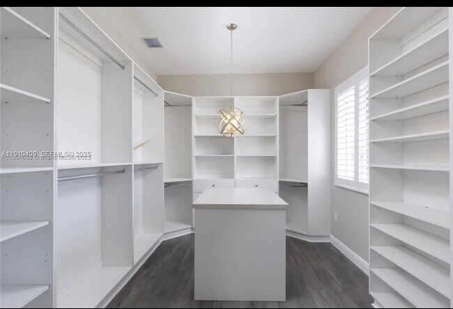 Building Photo - 9341 SW 174th St