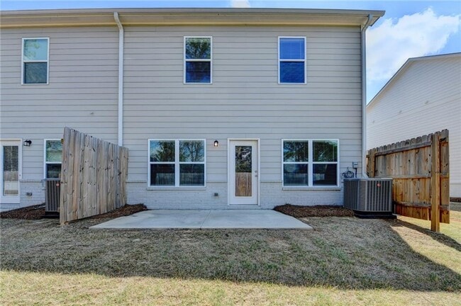 Building Photo - 5595 Rock Place Ct