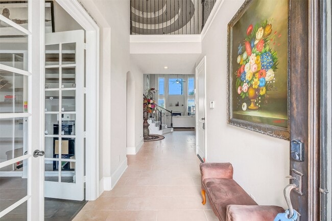 Building Photo - 2610 Orleans Way