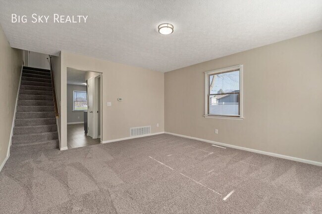 Building Photo - 110 North St