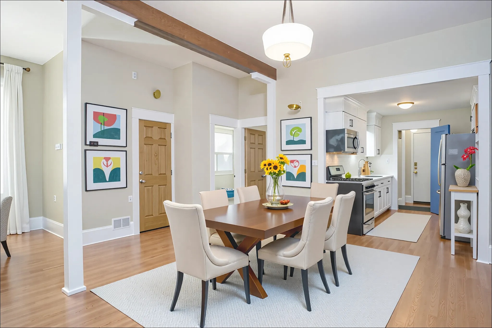 Freshly Remodeled Smart Apartment - 1211 Pine St