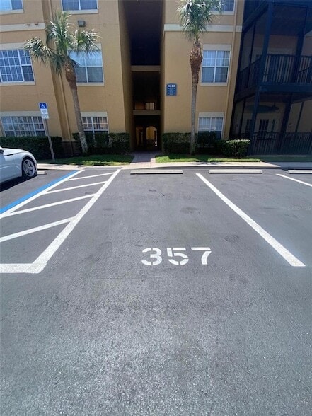 Building Photo - 4333 Bayside Village Dr