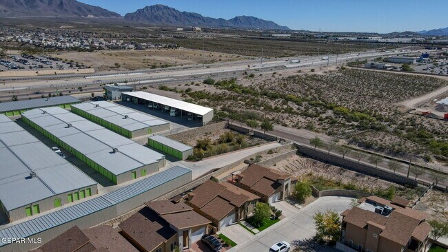 Building Photo - 1031 Vinton Ave