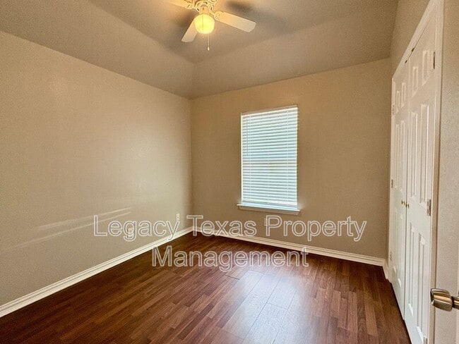 Building Photo - 1136 Alvarado St