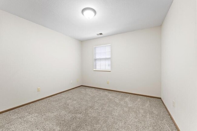 Building Photo - 2136 Stirrup Ln