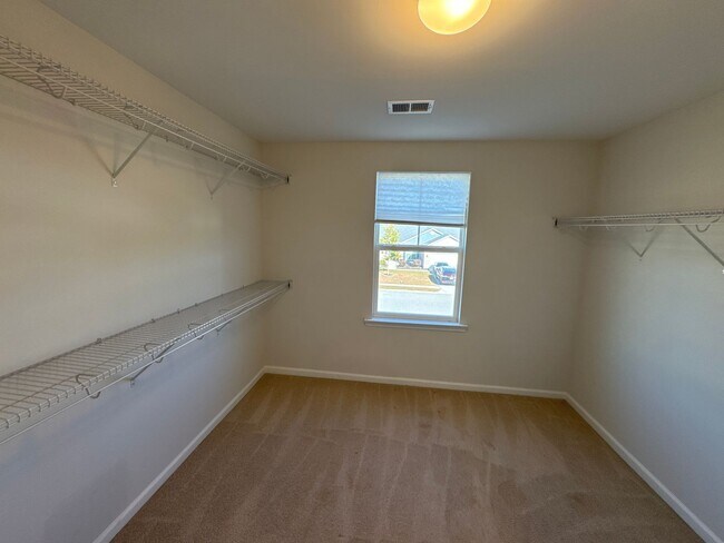 Building Photo - 3 Bed 2.5 Bath Home - Pooler GA