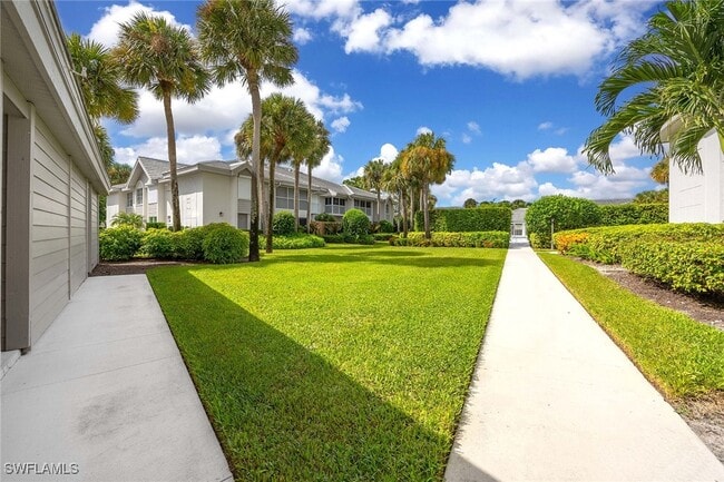 Building Photo - 4251 Lake Forest Dr