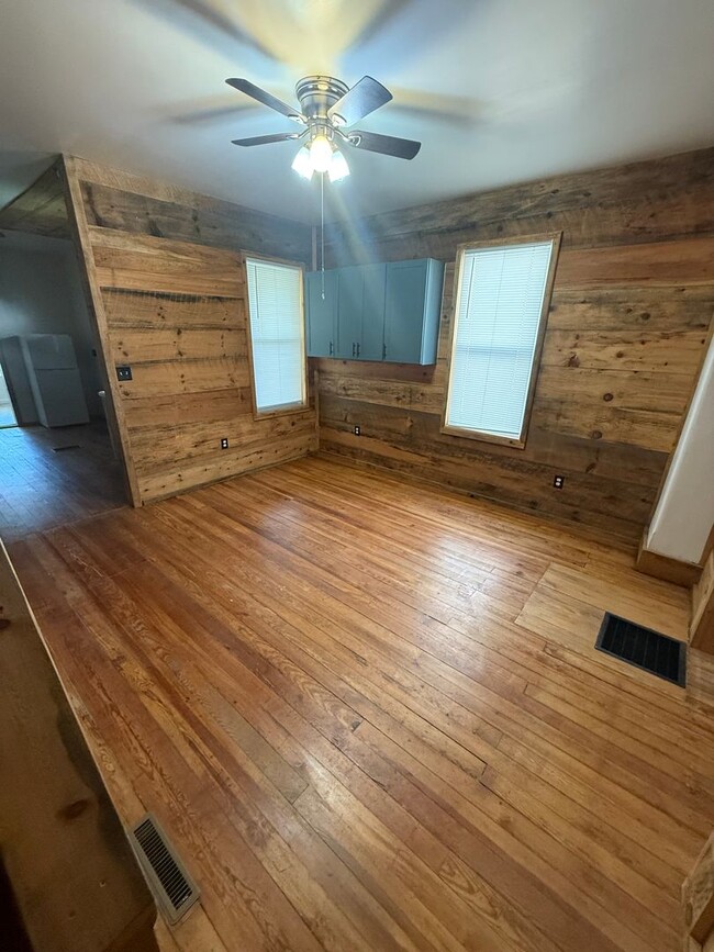 Building Photo - 3 Bedroom 1 Bathroom house in Carlisle PA!