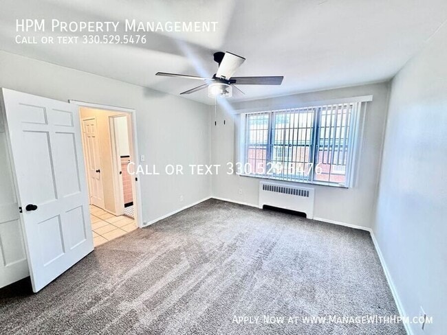 Building Photo - 3270 Warrensville Center Rd