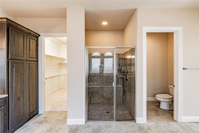 Building Photo - 2320 Lewis Canyon Dr