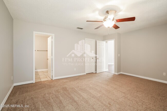 Building Photo - 8038 Loch Lomond Ln