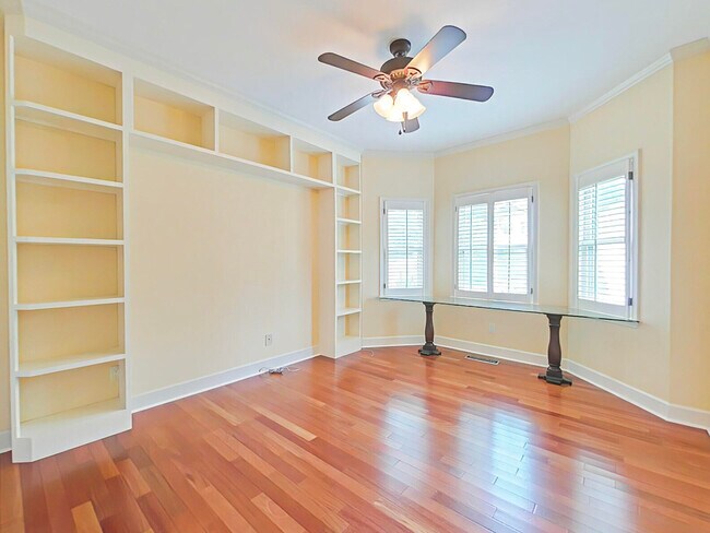 Building Photo - 732 Magruder Ct