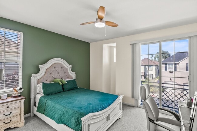 Building Photo - 4 Bedroom Home in the Beautiful Bridgeport Community!