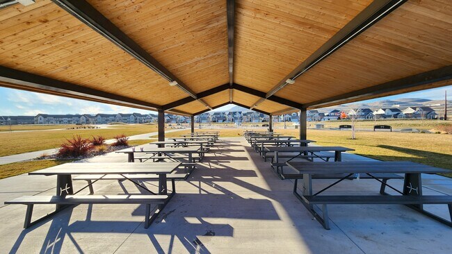 Building Photo - 2773 Tower Ml Wy