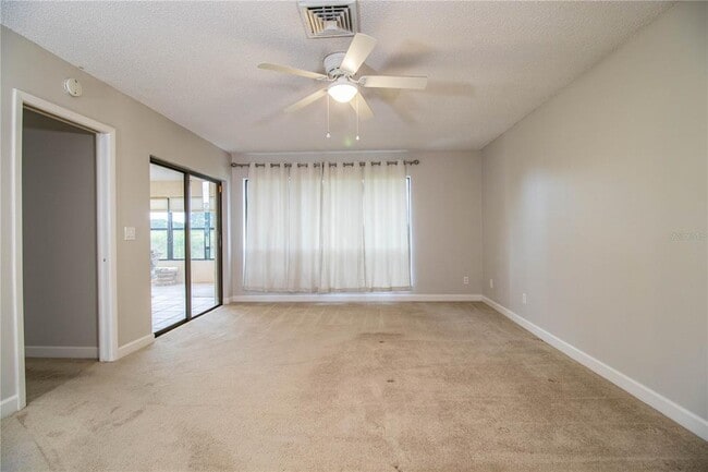 Building Photo - 4315 Creekwood Ln