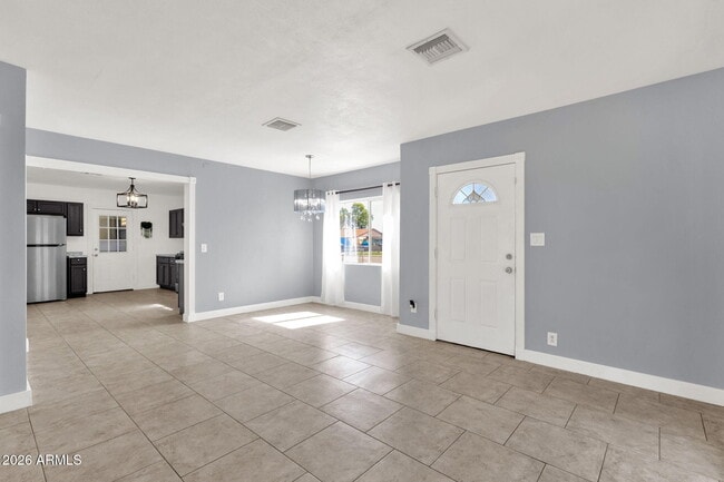 Building Photo - 3428 W Willetta St