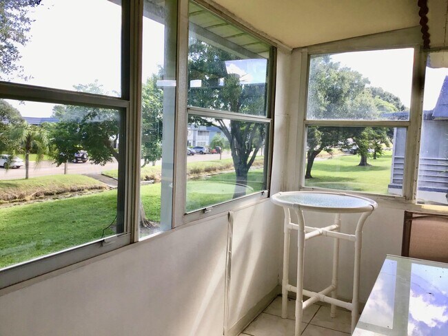 Building Photo - 239 Brittany F