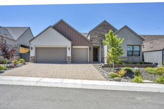 Building Photo - 2958 Saddle Peak Dr