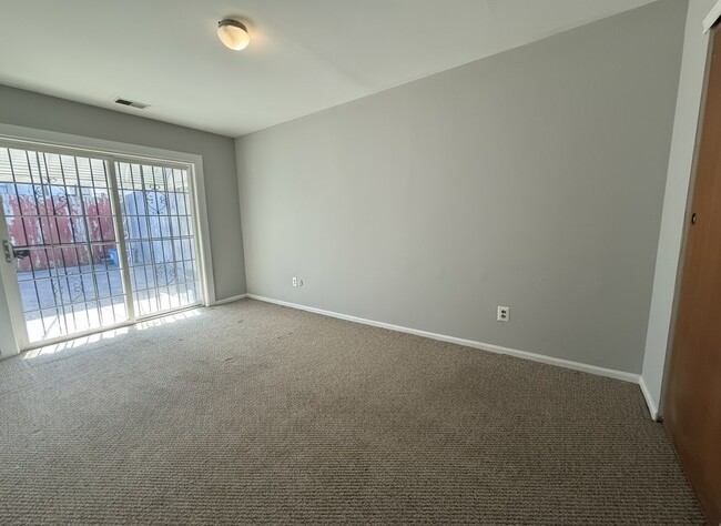 Building Photo - 314 Jackson St