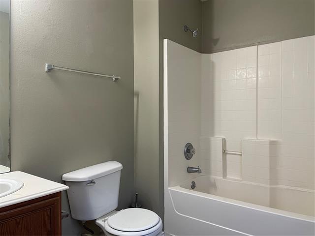 Building Photo - 817 Greene Way