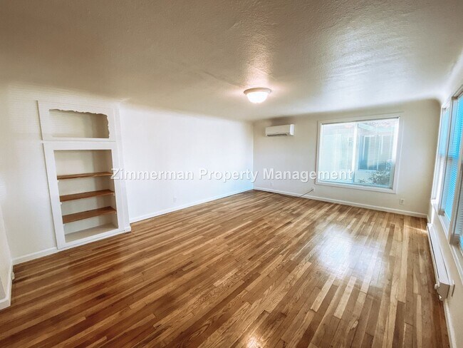 Building Photo - 485 N 24th St