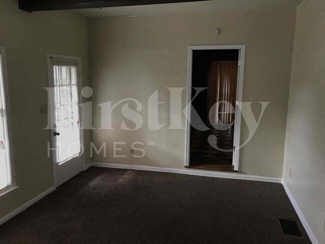 Building Photo - 5101 Haleville Rd