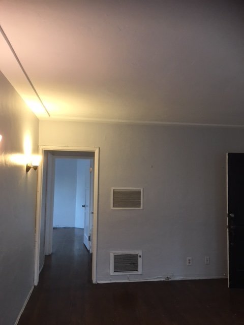 Building Photo - 4261 1/2 Garthwaite Ave